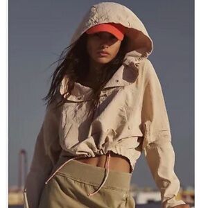 FP Movement Ride the Wave Pullover Anorak Cropped Jacket -Pink Sand Beige Size M